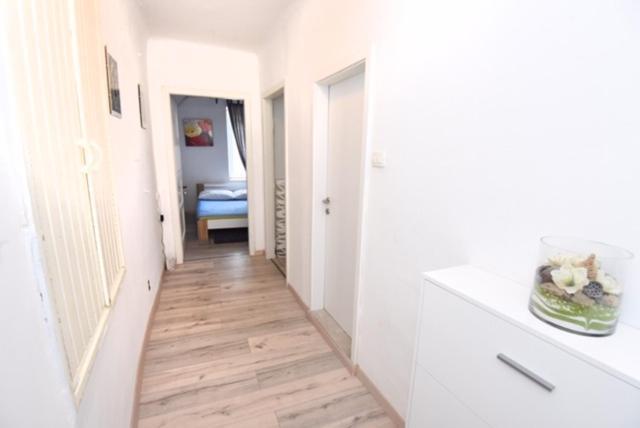 Kampo Apartment ซาดาร์ ภายนอก รูปภาพ